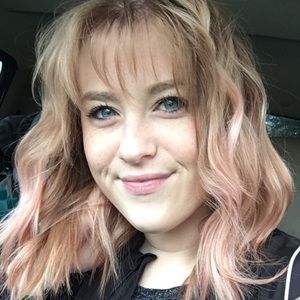 Meet your Posher, Alaina